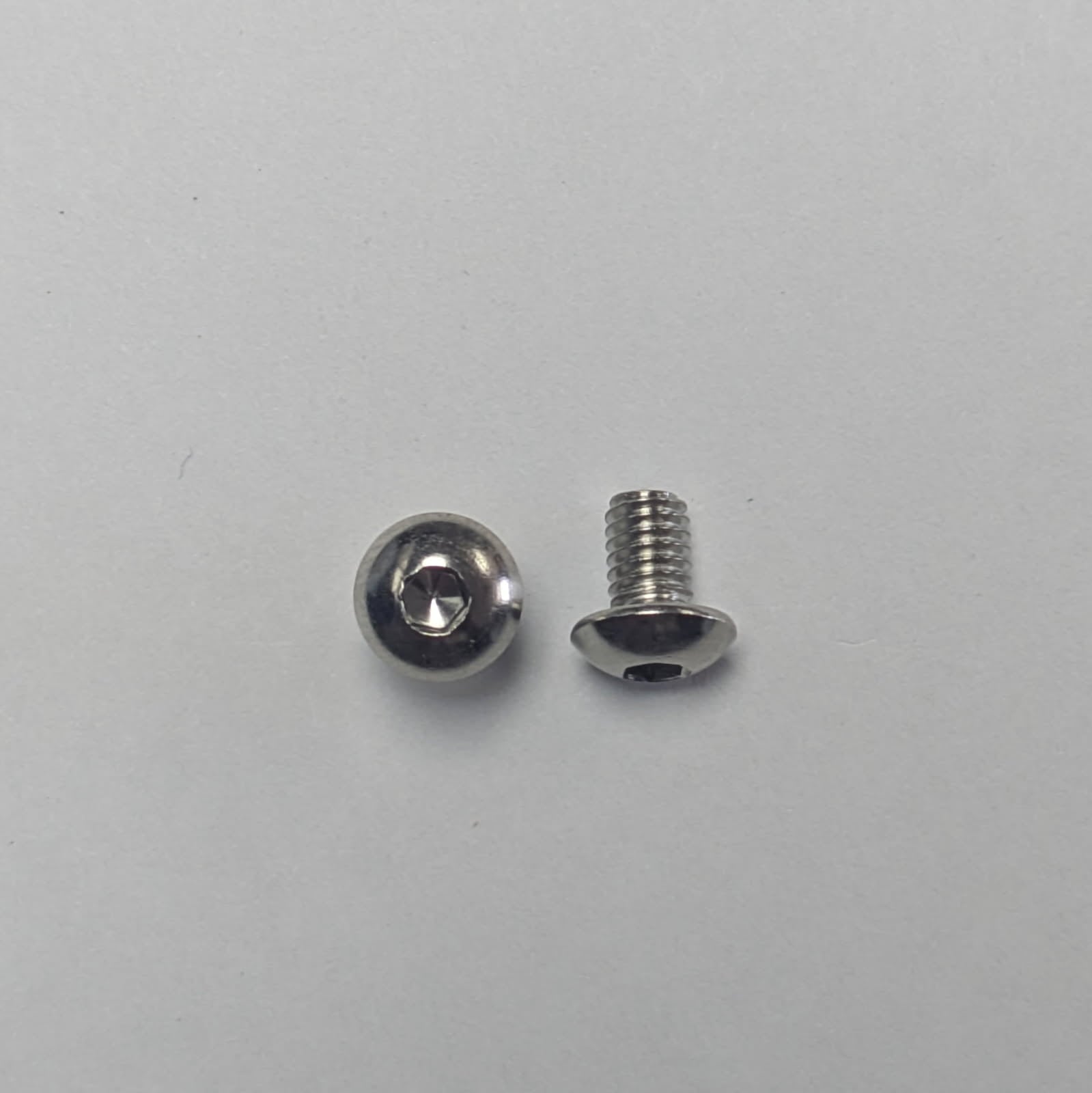 HU66 Adapter Bolts (pair)